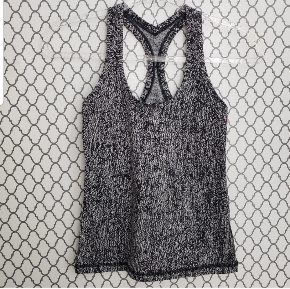 Lululemon size 4 cool racer back